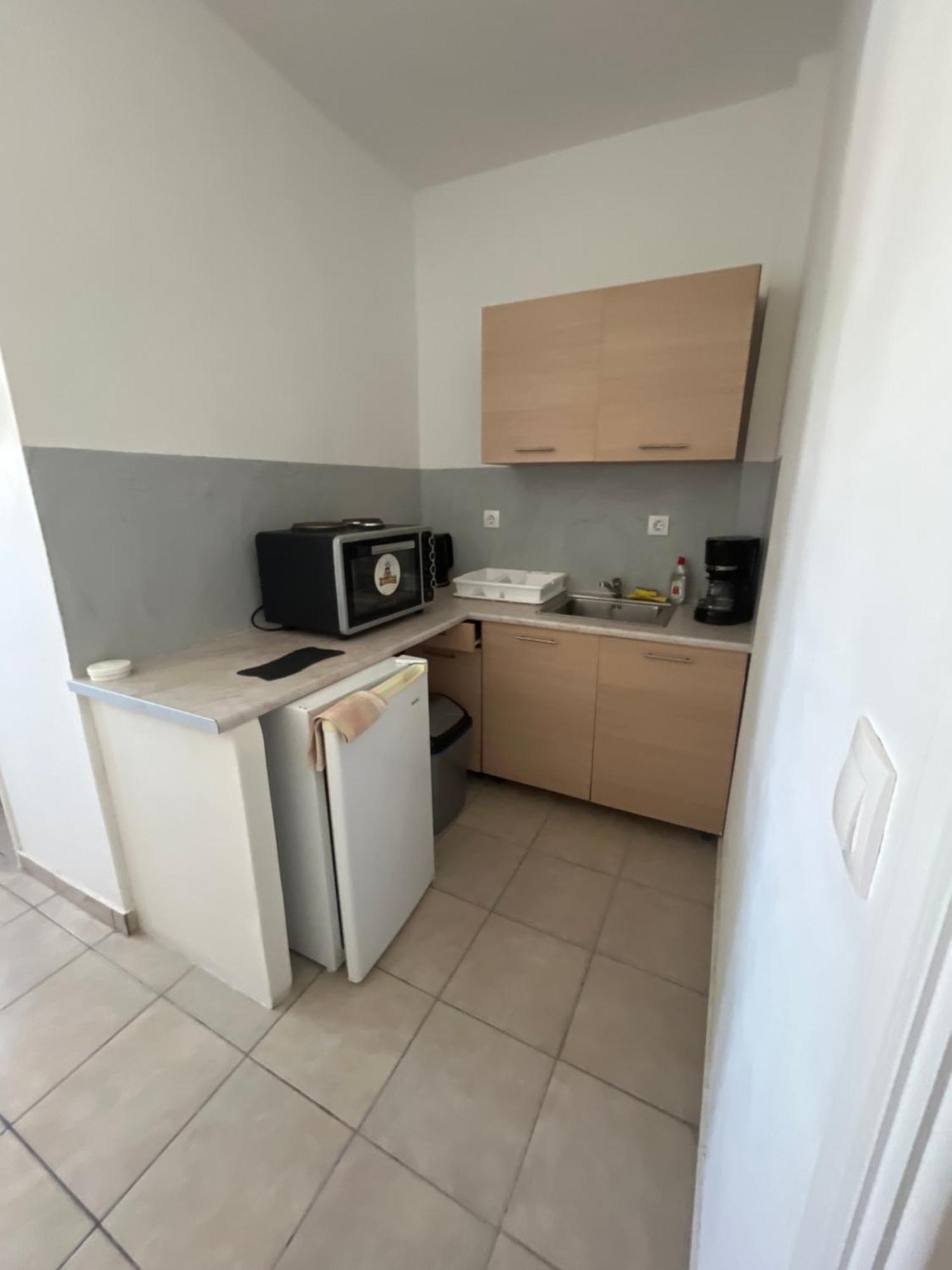Leon Lux Apartments Περίβολος Εξωτερικό φωτογραφία